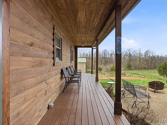 3rd image of 3245 Cedar Falls Rd