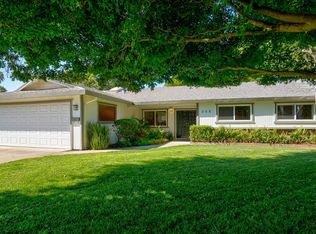 208 Riverbrook Way, Sacramento, CA 95831