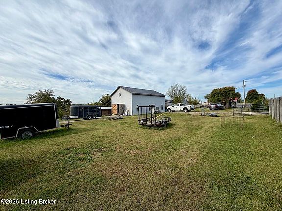 3rd image of 373 Ockerman Rd