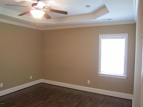 4th image of 3332 Ellsworth Dr #B