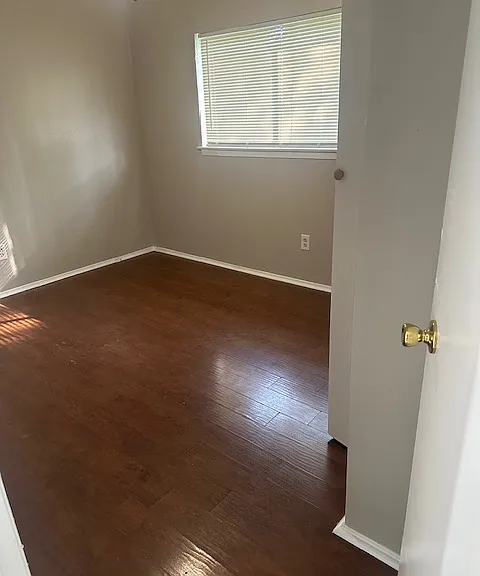 12638 Chiswick Rd — Photo 5