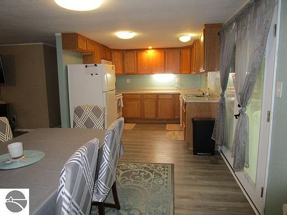 5th image of 3087 W Zettel Dr
