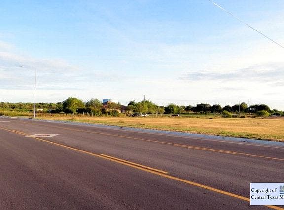 4th image of 225 El Camino Way Dr