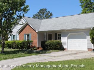 102 Raintree Cir, Jacksonville, NC 28540