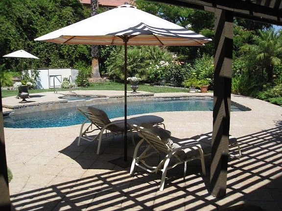 Patio & Pool