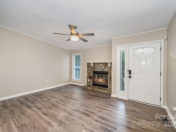 3rd image of 8301 Gera Emma Dr