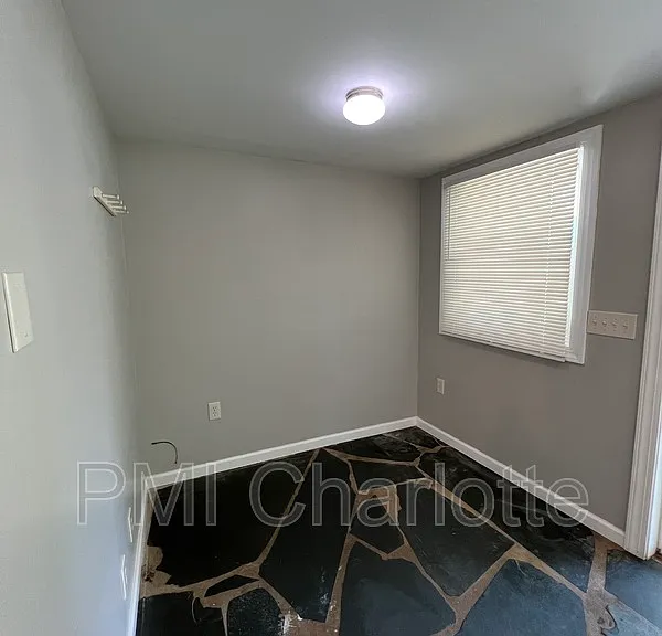 1100 Vickery Dr — Photo 16