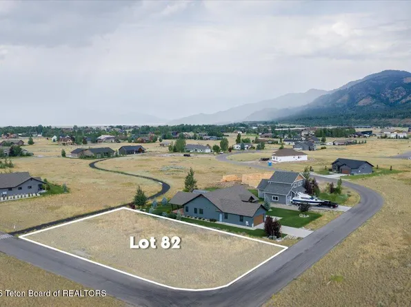 82 Alpine Vlg, Alpine, WY 83128