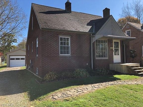 2nd image of 214 Indiana Ave