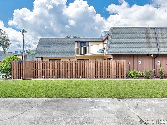 2nd image of 17 Cedar Dunes Dr