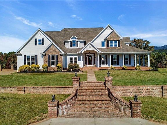 2nd image of 158 Glassy Rd