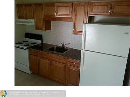 4th image of 1504 NW 5th Ave