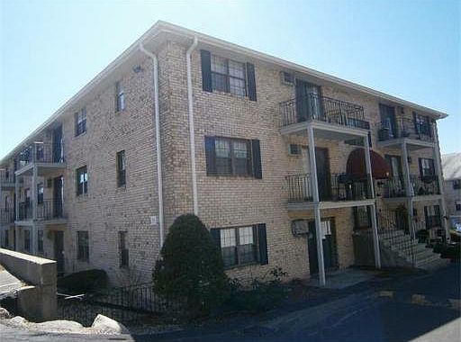 2nd image of 8 Kenmar Dr Unit 57