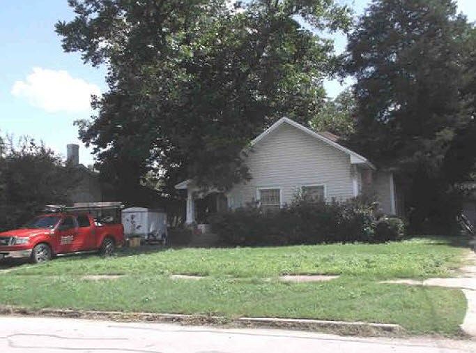 2nd image of 314 Craig St