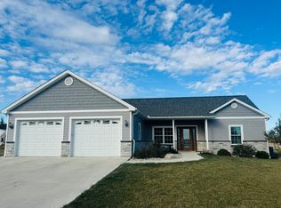 1101 Timothy Ln, Celina, OH 45822