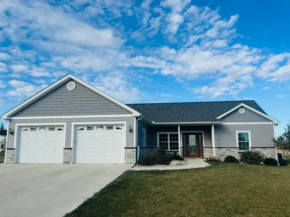 1101 Timothy Ln, Celina, OH 45822