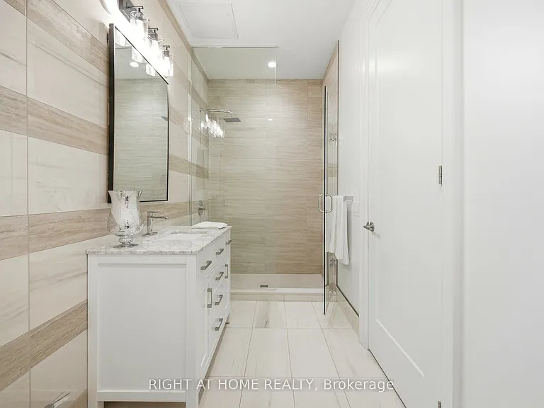 42 Mill St #105 — Photo 35