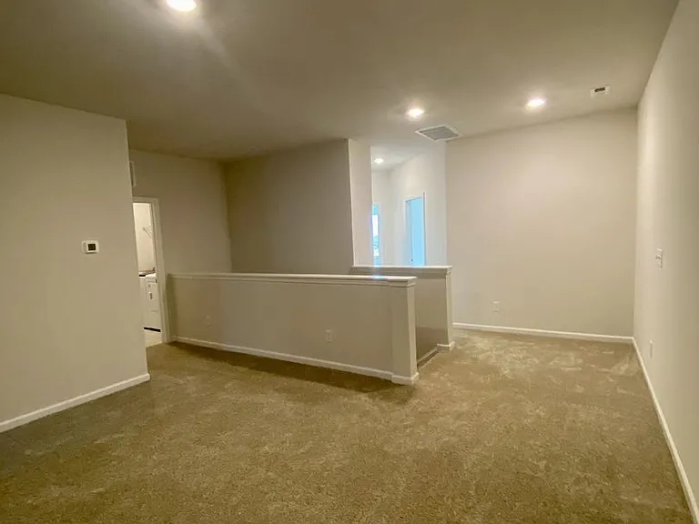 3217 Glenn Hope Way — Photo 4
