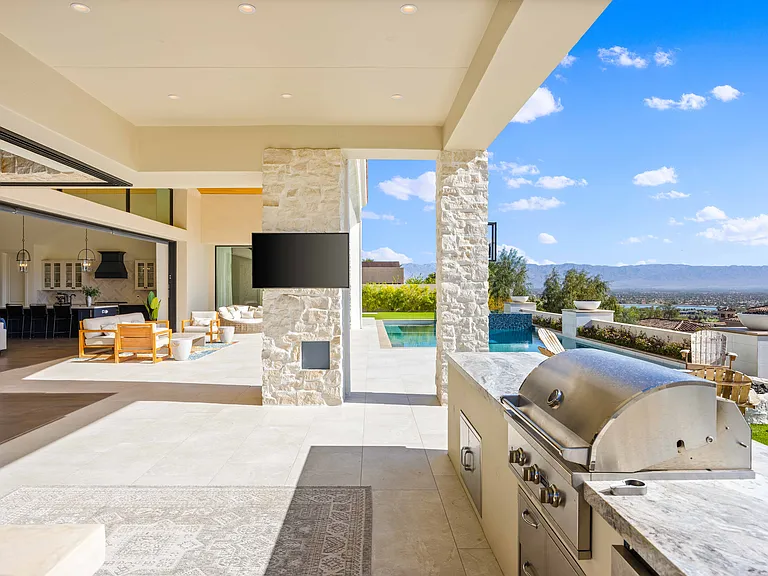 Watch your favorite shows from one of the two outdoor TVs as you grill delicious food for your loved ones.