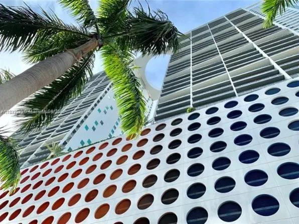 55 SE 6th St APT 3003, Miami, FL 33131