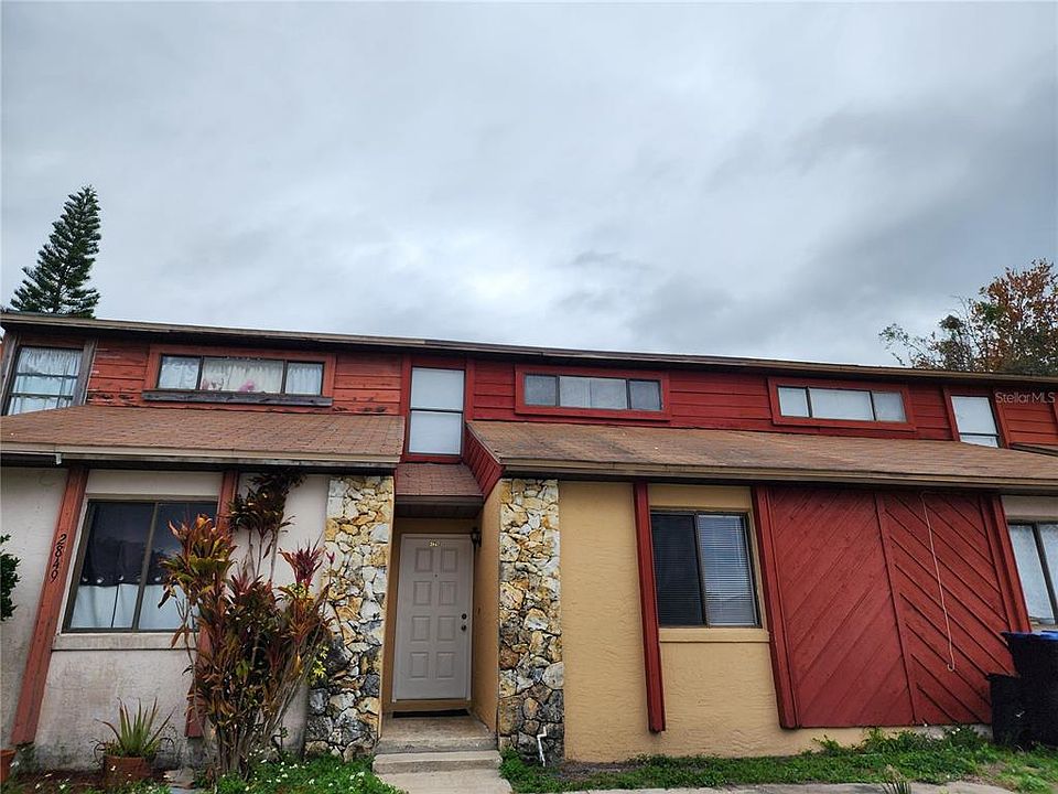 1st image of 2847 Hunt Club Ln