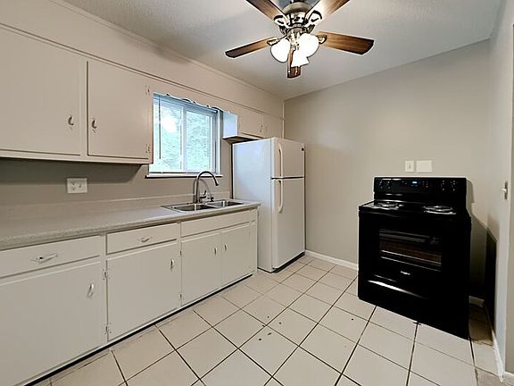 5th image of 1826 Lebanon Pike APT 13