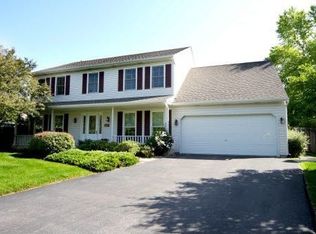 221 Aron Ct, Bartlett, IL