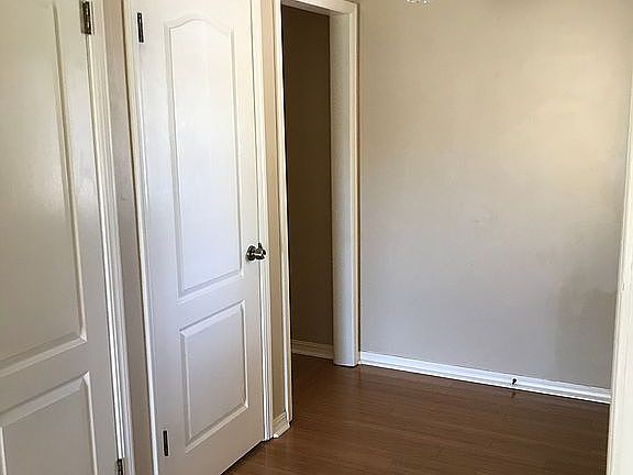 2nd image of 1600 N Markwell Pl
