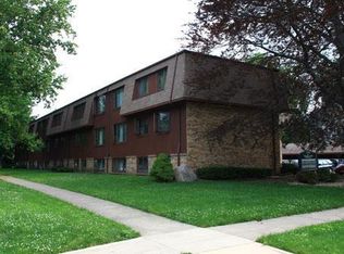 512 W Green St, Champaign, IL