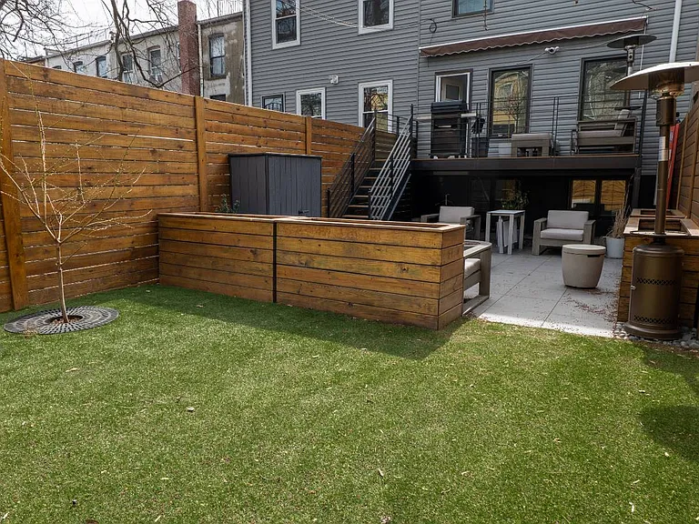 427 Pulaski St #1 — Photo 34