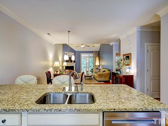 2nd image of 718 Magnolia Forest Ct