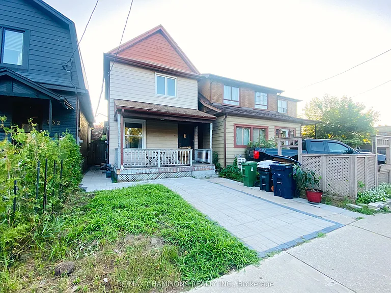 734 Willard Ave #MAIN — Photo 2