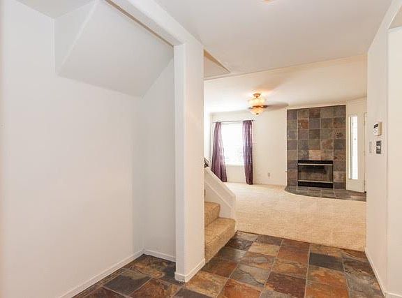 2nd image of 943 E Foxhill Dr