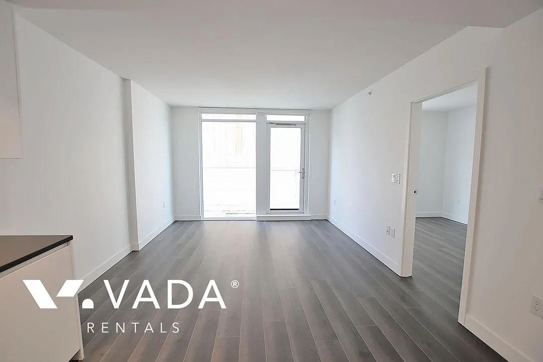 8188 Fraser St #201 photo 1