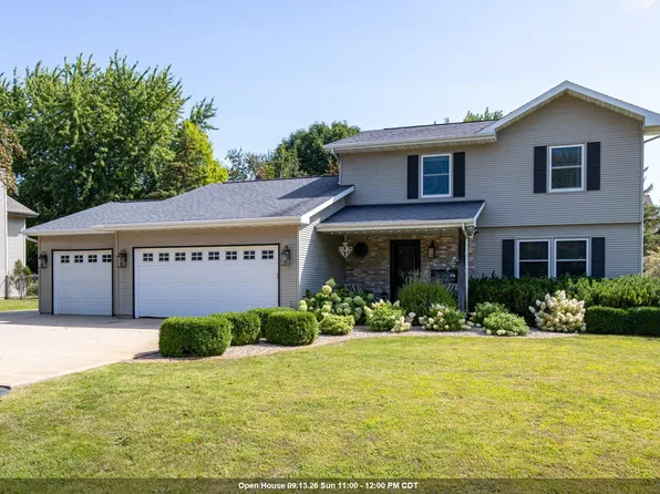 1914 Amy Jo Dr, Oshkosh, WI 54904