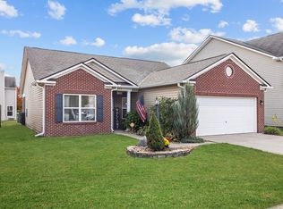 19426 Prairie Crossing Dr, Noblesville, IN 46062