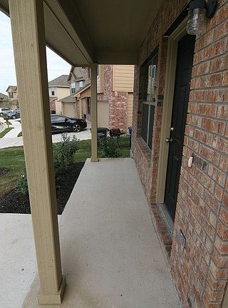 2nd image of 6726 FREEDOM OAKS