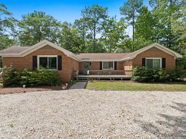 1 Golfview Court, Carolina Shores, NC 28467