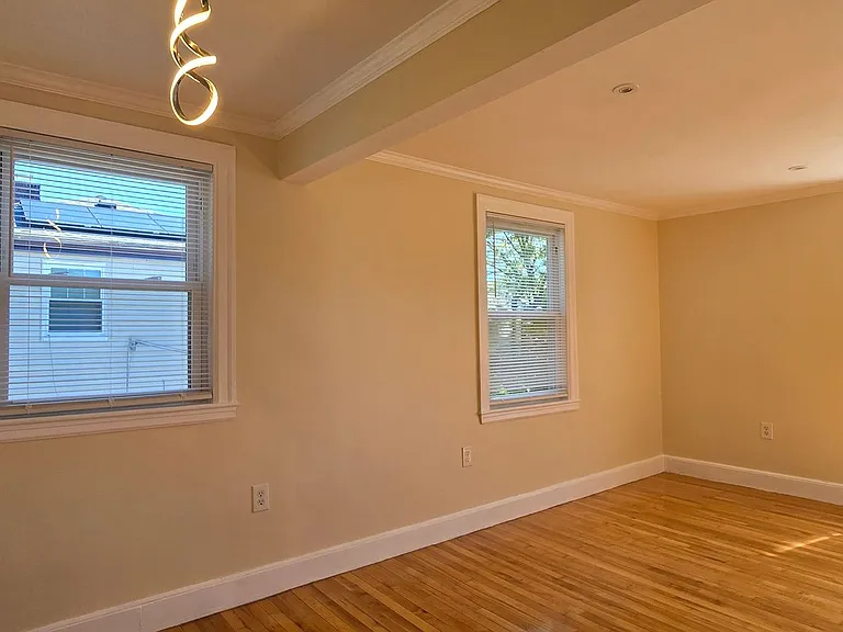 84 Gladeside Ave — Photo 12
