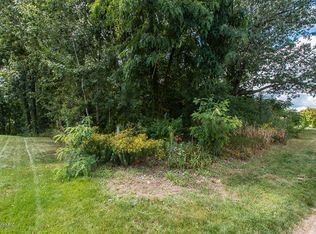 5201 Willowbend Trl, Kalamazoo, MI 49009