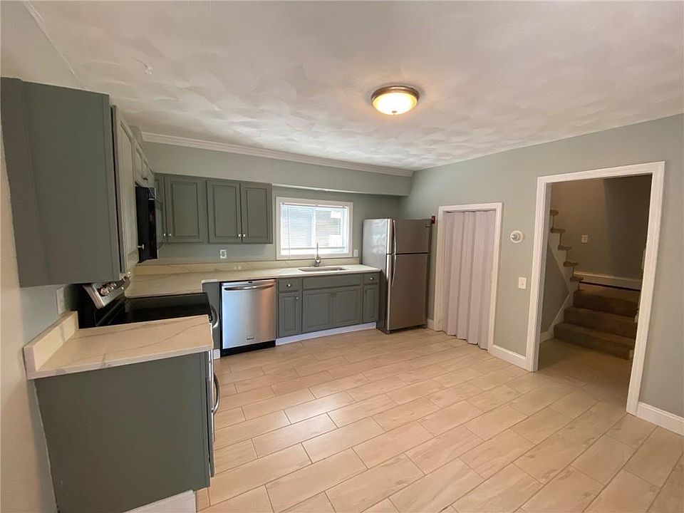 155 Hatchery Rd, North Kingstown, RI 02852 Zillow