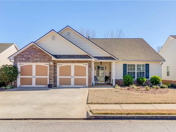 491 Tranquil Dr, Winder, GA 30680