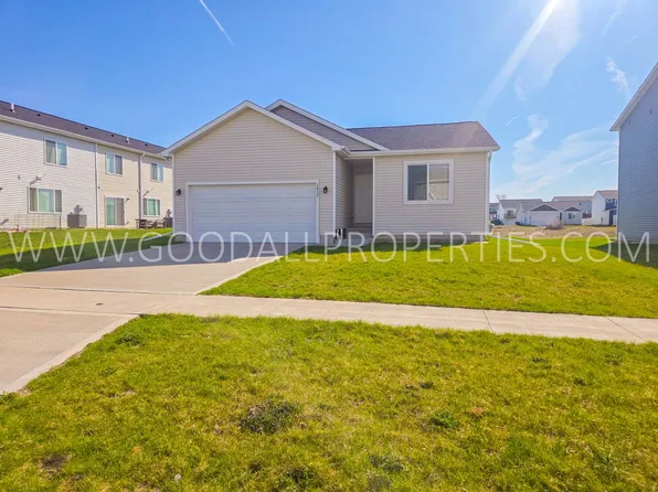 1017 Warren St, De Soto, IA 50069