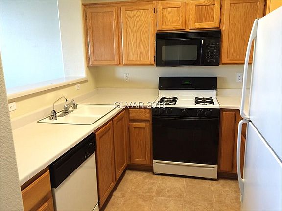 5th image of 1339 Silver Sierra St #0