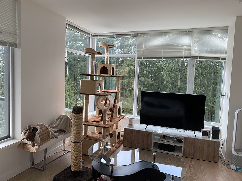 2nd image of 3080 Lincoln Ave #1108