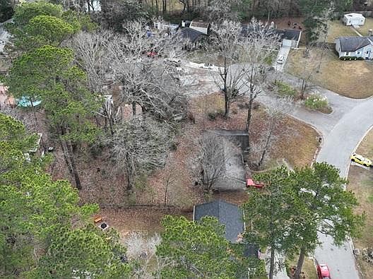5th image of 120 Cynthia Ln