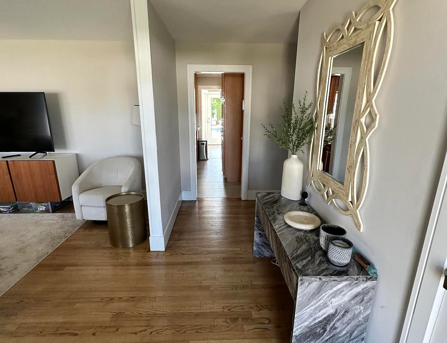 4 bed, 2677 sqft, $2,800 — Photo 3