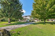 Versailles Rd-S0809-001.jpg