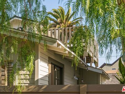 2329 Ocean Ave, Venice, CA, 90291