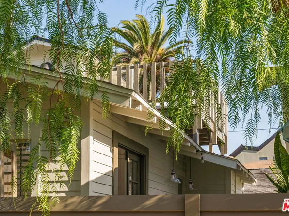 2329 Ocean Ave, Venice, CA 90291